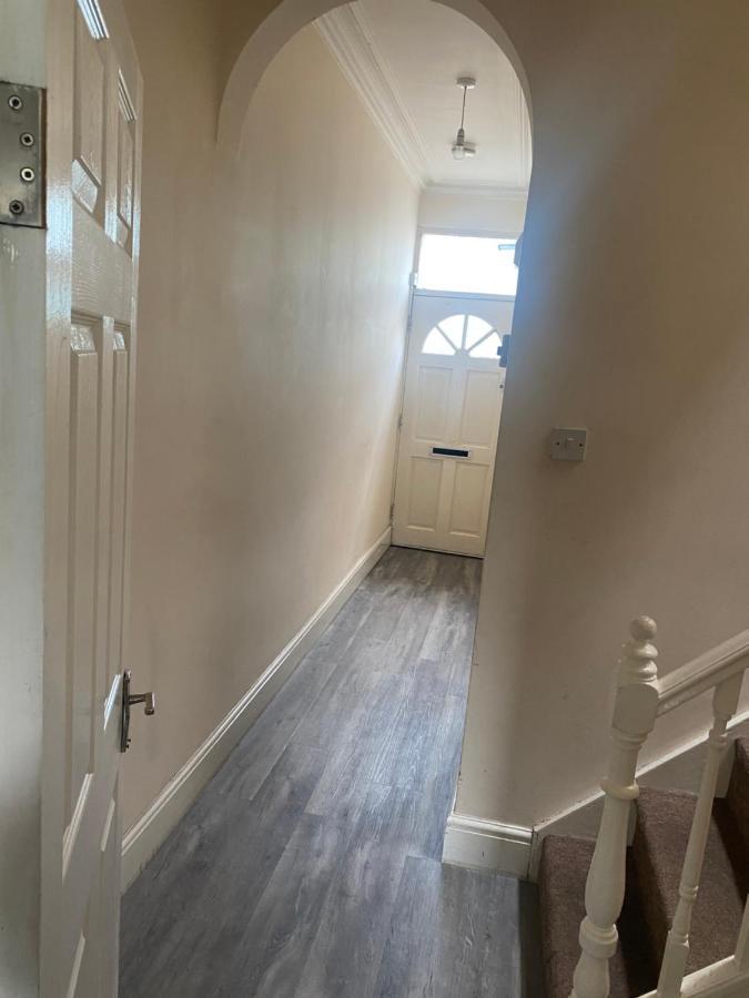 Spacious 4 Bedroom House Near Stokes Croft!! Central!!! Bristol Kültér fotó